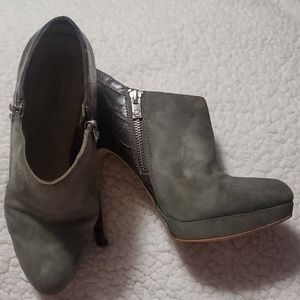 Michael Korks  Ankle Bootie